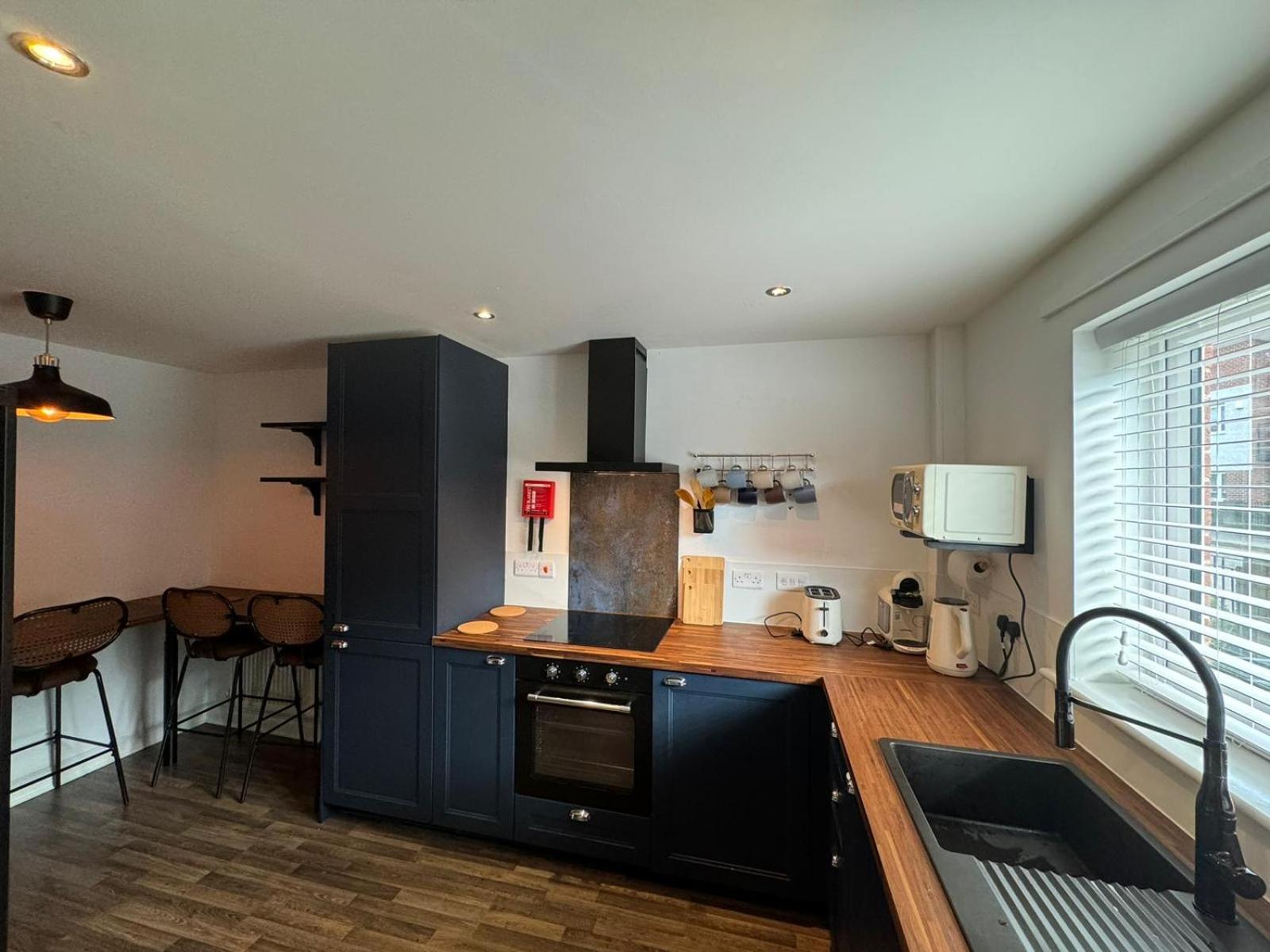 Modern Twin Room Near Ancoats & Etihad Stadium Manchester Exterior photo